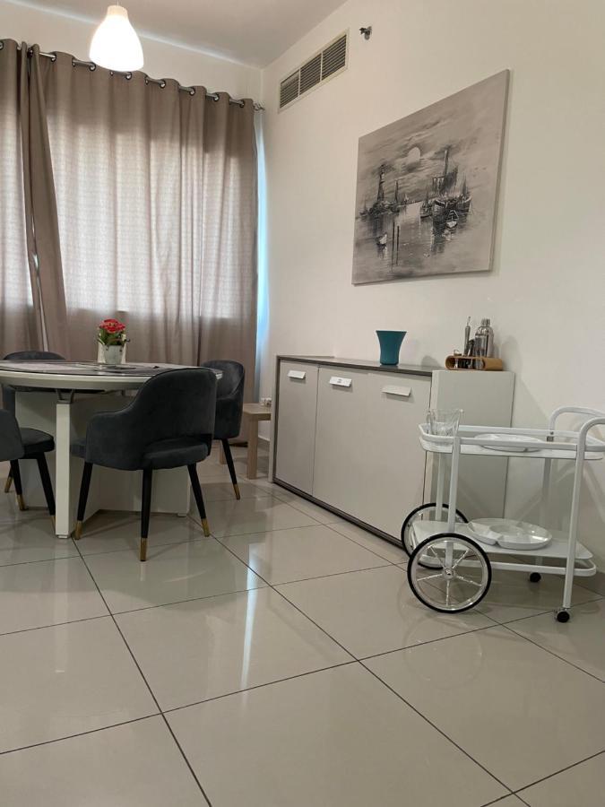 Appartement Bright Luxury 2Br Aprt Dubai Marina With Balcony Extérieur photo